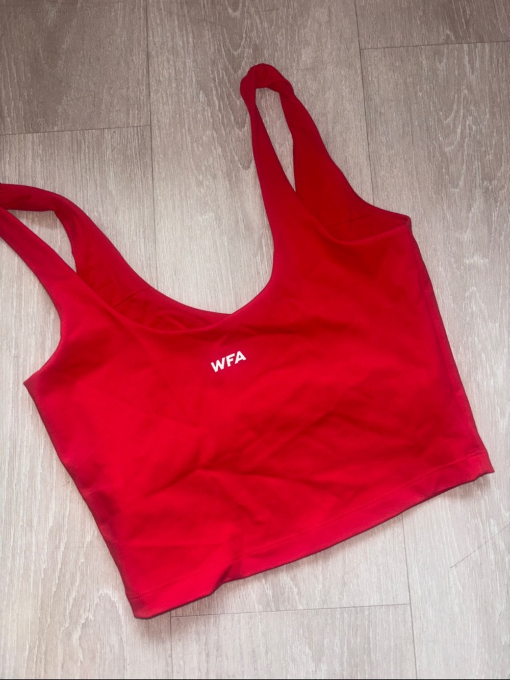 Whitefox active top